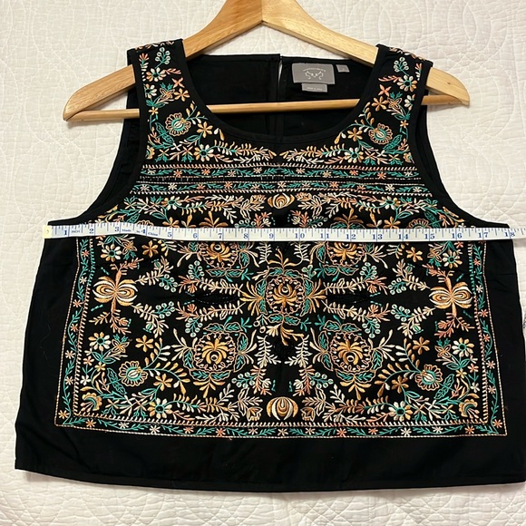 Anthropologie Berbera Boho Embroidered Beaded Crop Top Vanessa Virginia Small - Picture 6 of 10